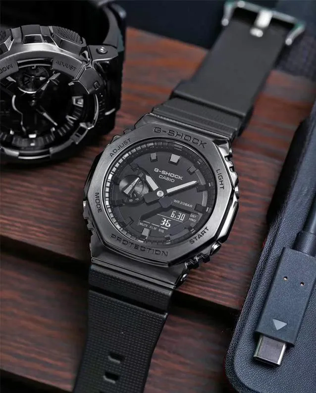 Casio GM-2100BB-1A