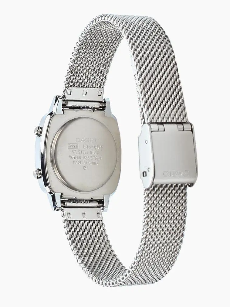 Casio LA-670WEM-7E