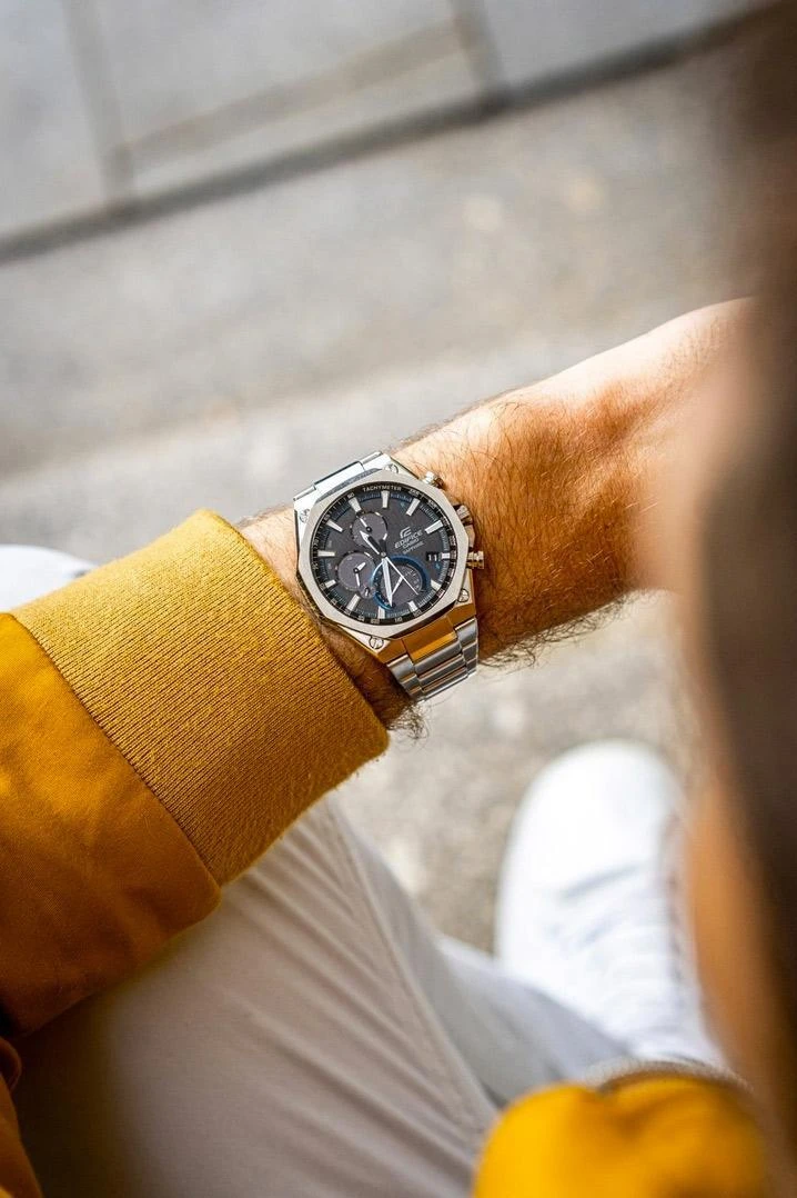 Casio EQB-1100D-1A