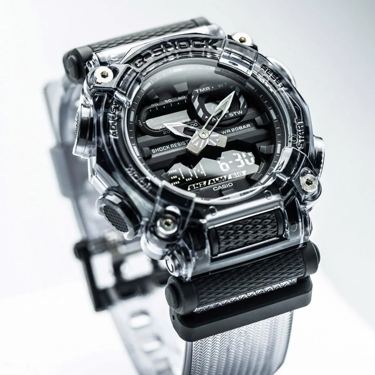 Casio GA-900SKE-8A