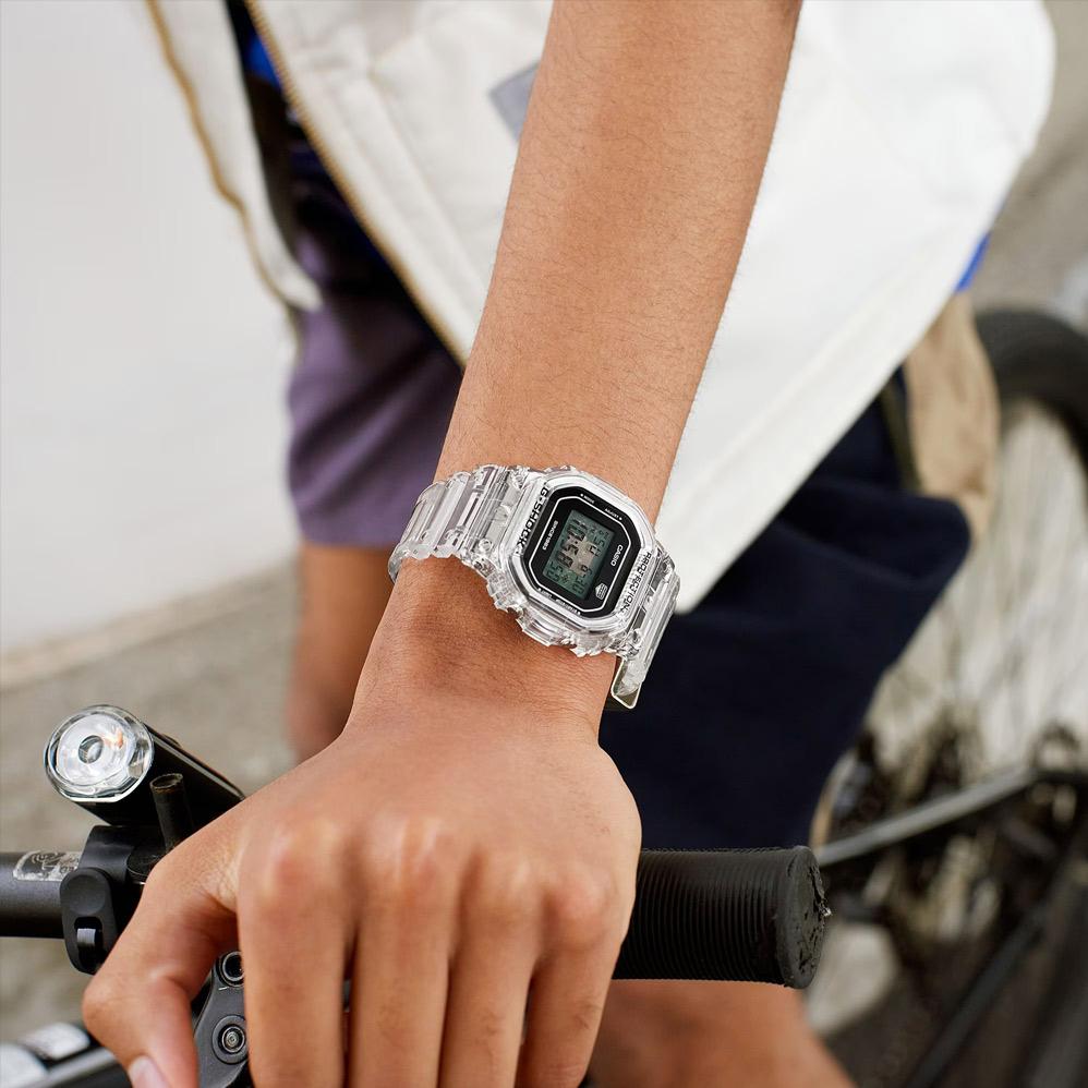 Casio G-Shock DW-5040RX-7E
