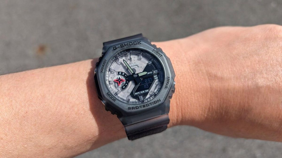 Casio G-Shock GA-2100NNJ-8A