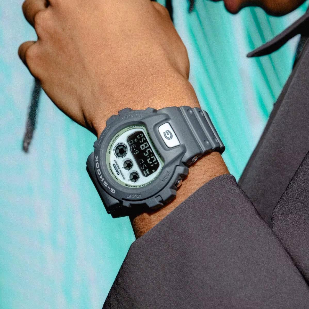 Casio DW-6900HD-8E