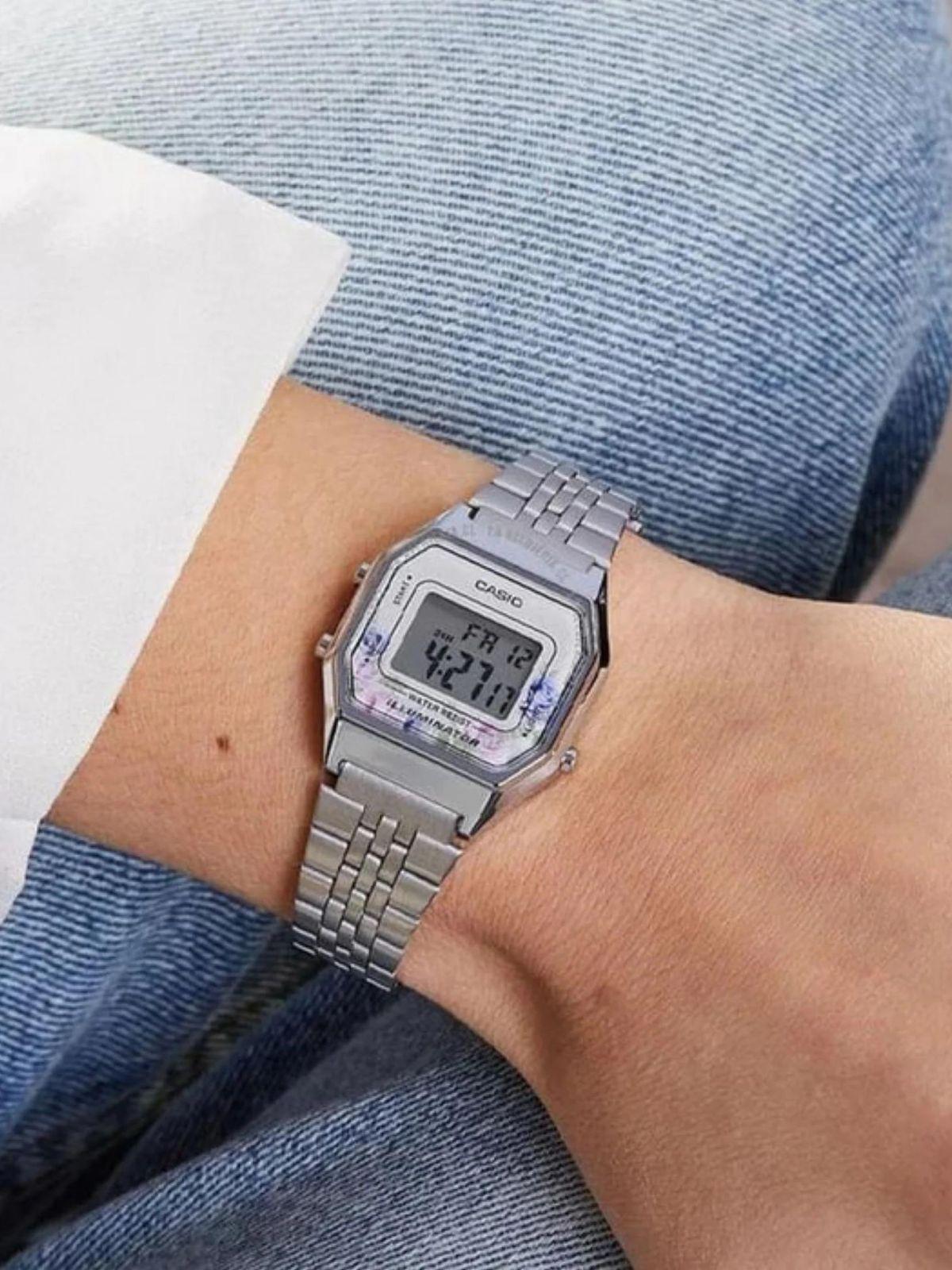 Casio LA-680WA-4C