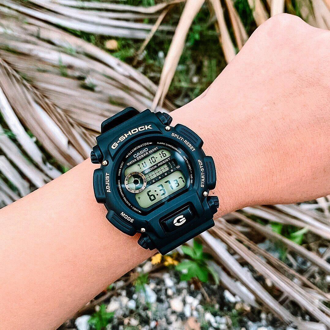 Casio DW-9052GBX-1A9