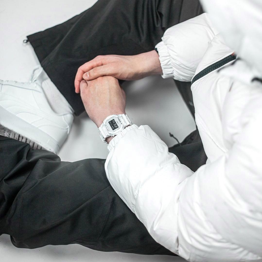 Casio G-Shock DW-5600GC-7E