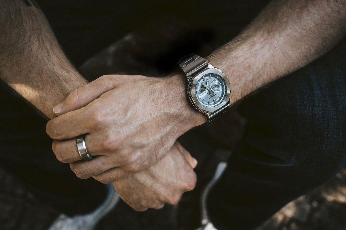 Casio GM-2110D-2A