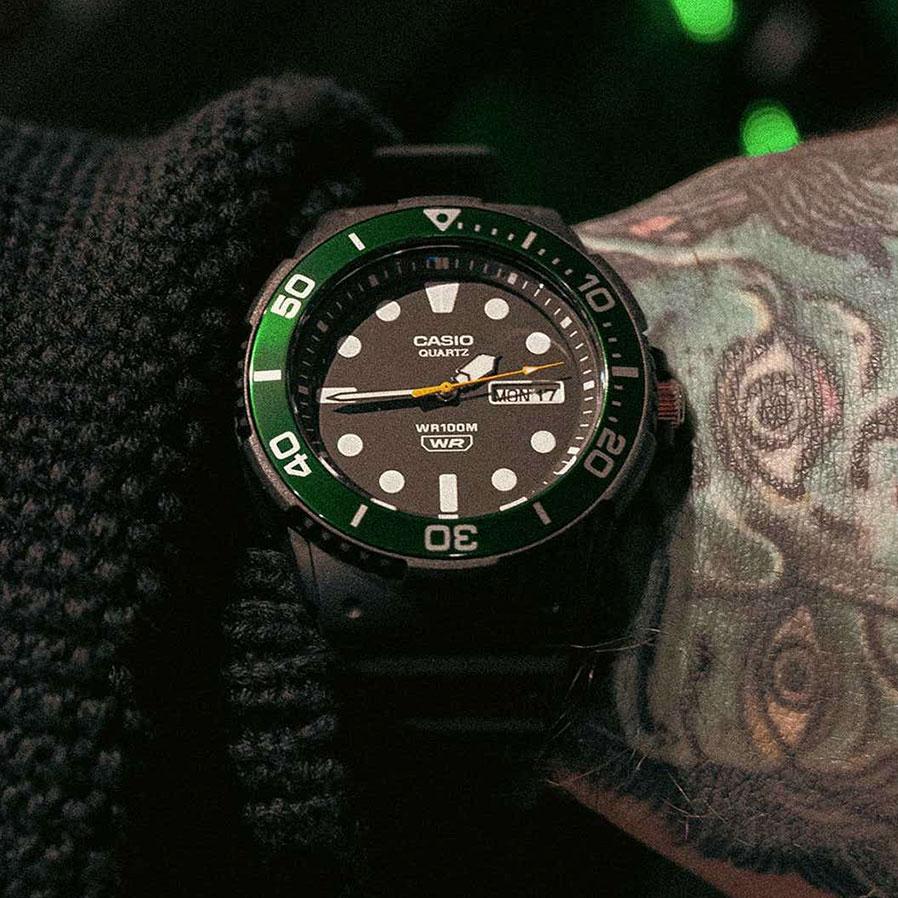 Casio Collection MRW-230H-1E3