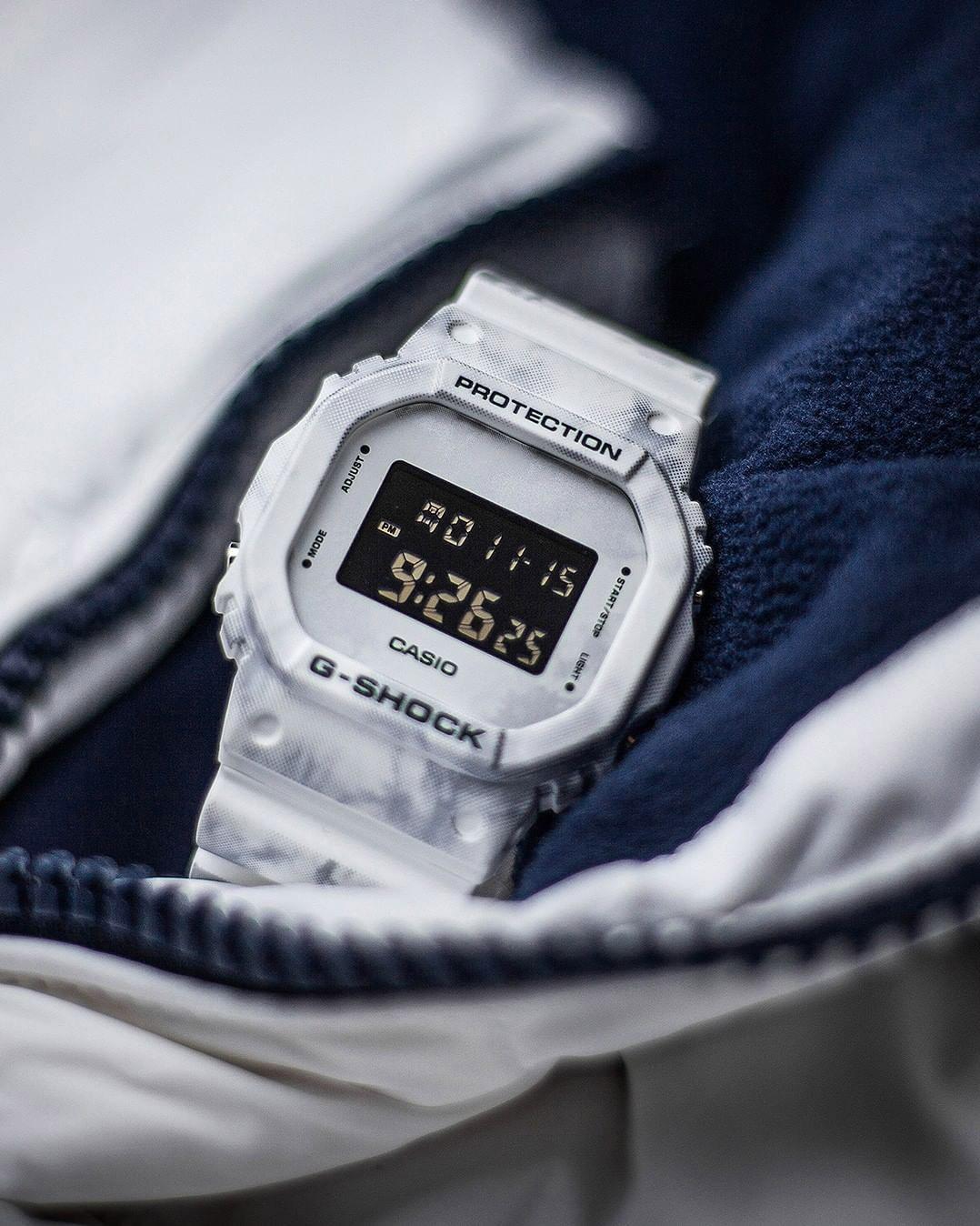 Casio DW-5600GC-7E