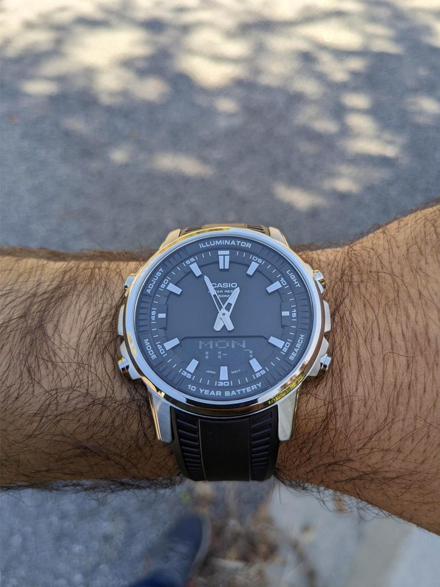 Casio AMW-880-1A