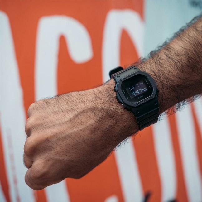 Casio DW-5600BB-1E