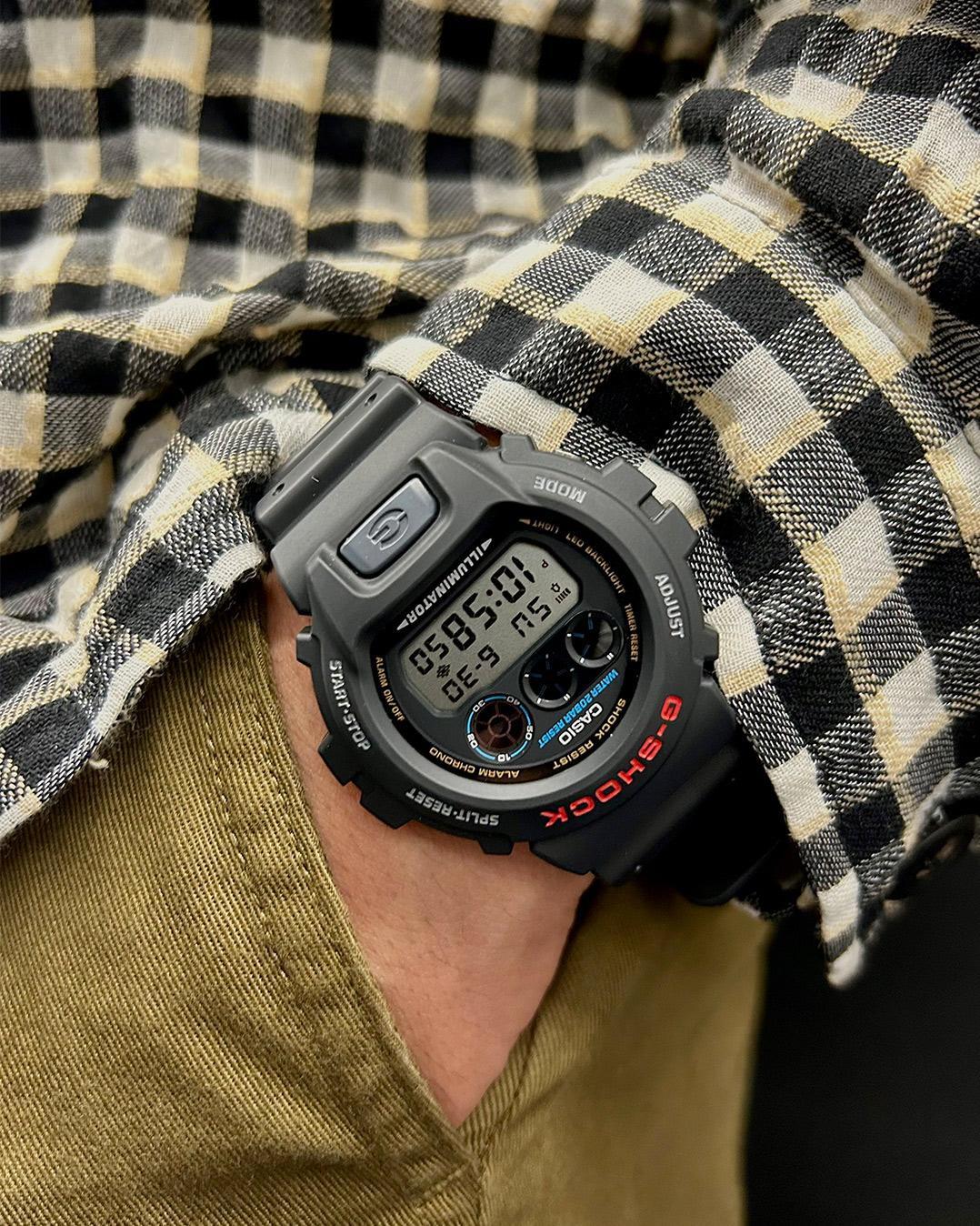 Casio DW-6900U-1E
