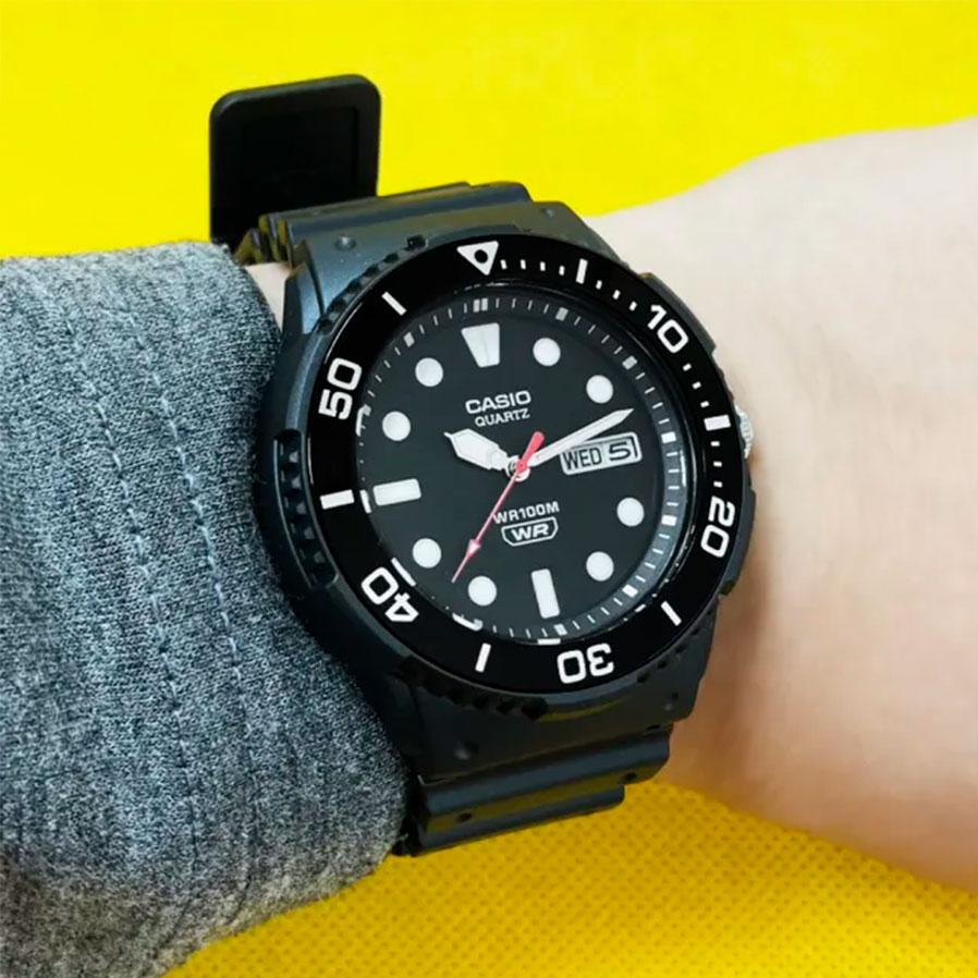 Casio Collection MRW-230H-1E1