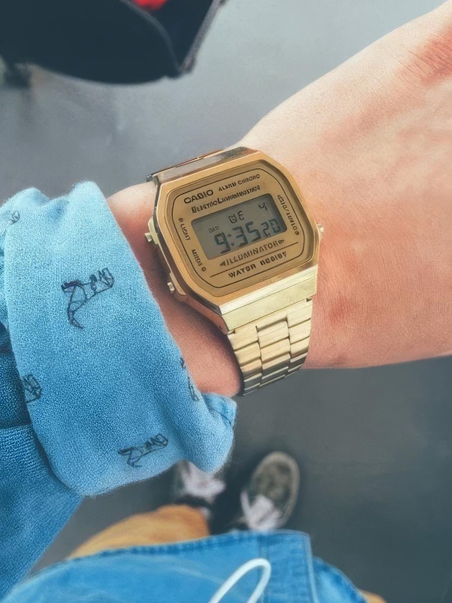 G shock vintage gold online