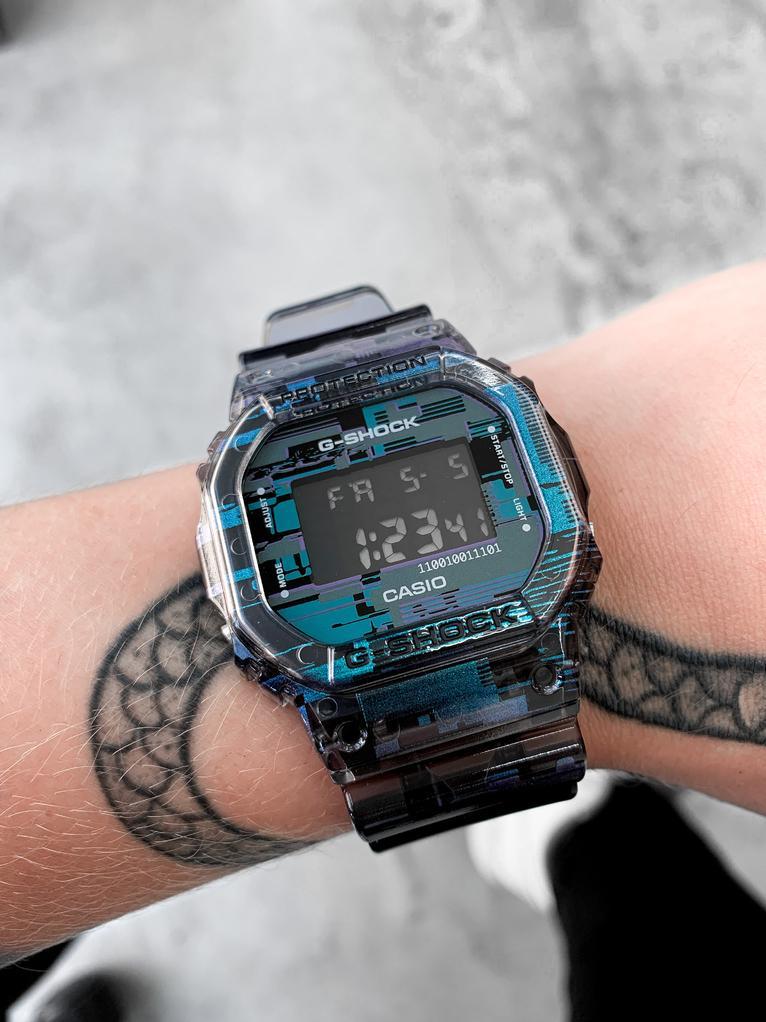 Casio DW-5600NN-1E