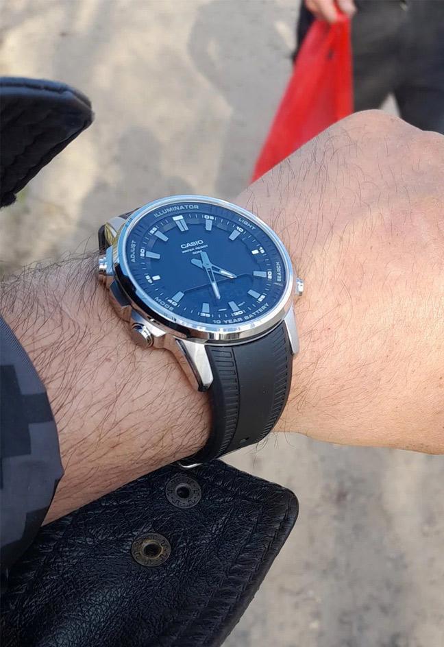 Casio AMW-880-1A