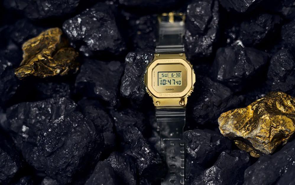 Casio GM-5600SG-9E