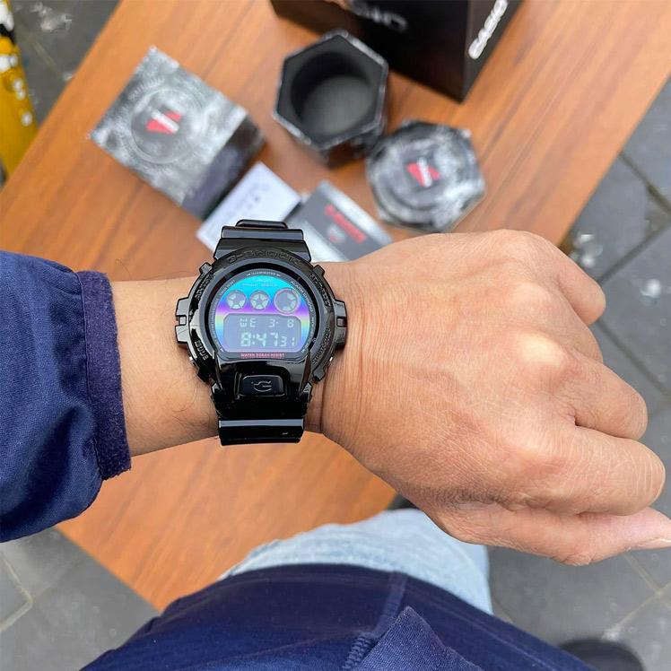 Casio DW-6900RGB-1E