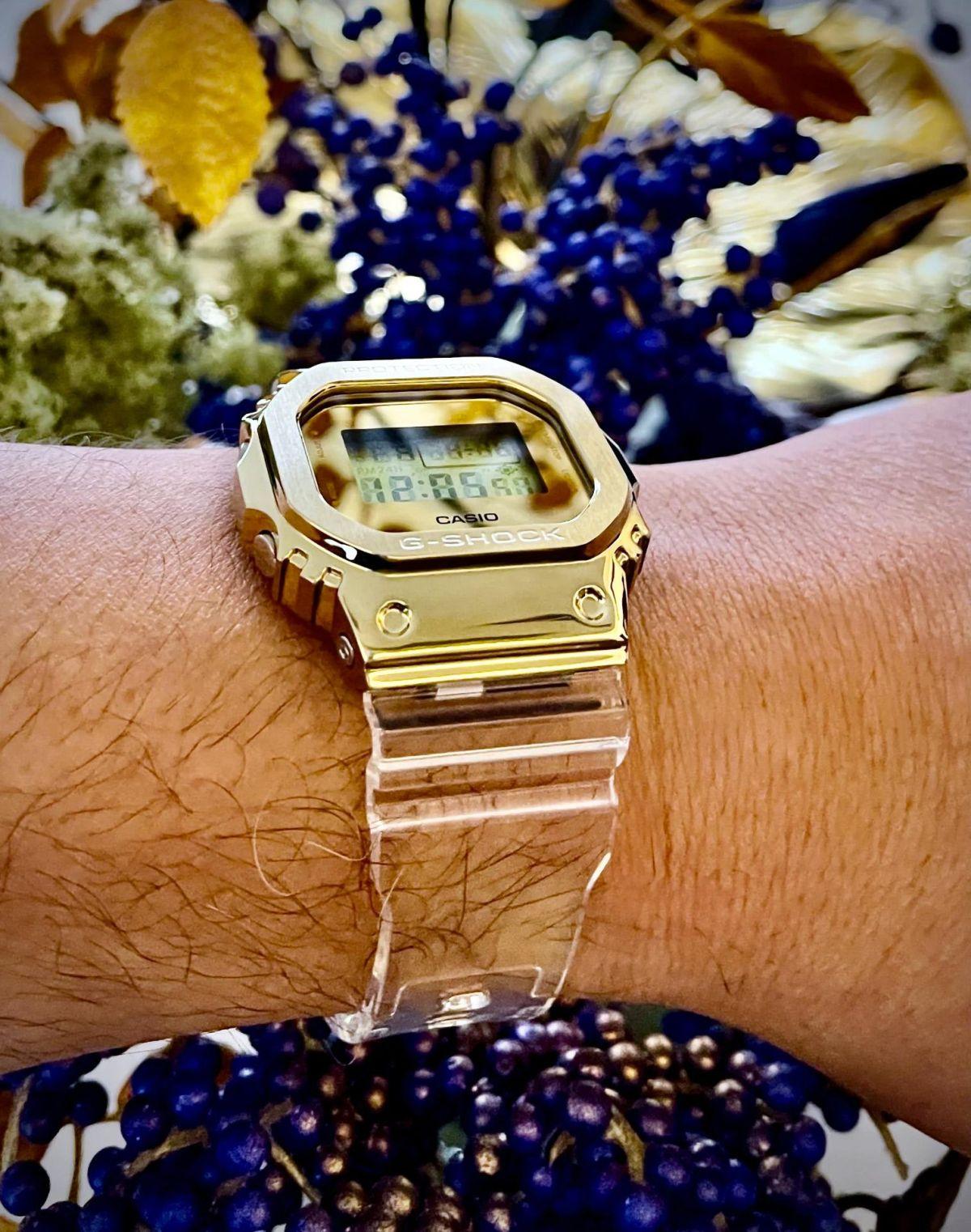 Casio GM-5600SG-9E
