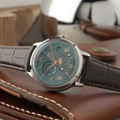 Orient Sun & Moon Classic RA-AK0805E