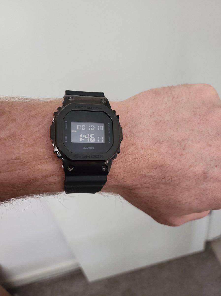 Casio GM-5600UB-1E