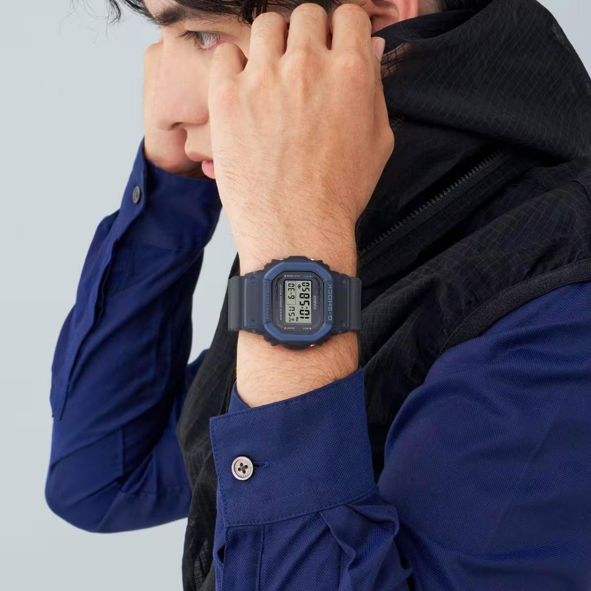 Casio DW-5600RS-8E