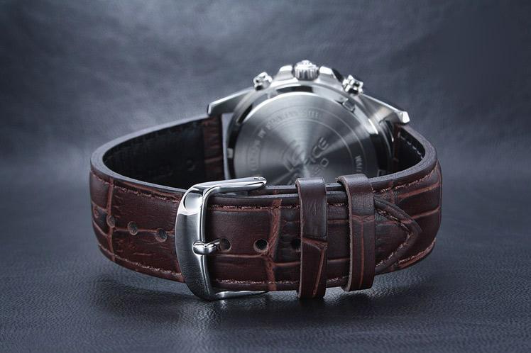 Casio EFR-526L-7A