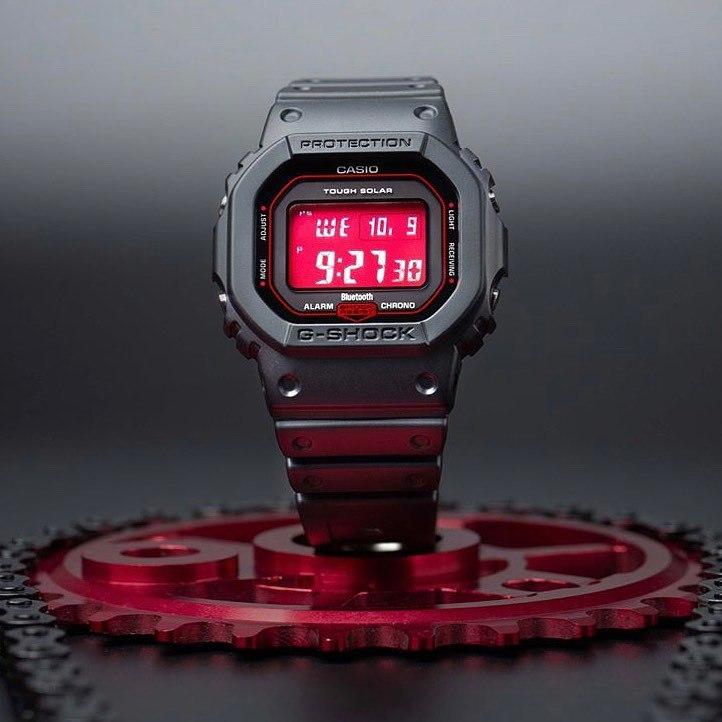 Наручные часы  Casio  G-Shock Casio GW-B5600AR-1E (фото 3) Наручные часы  Casio  G-Shock Casio GW-B5600AR-1E (фото 3)
